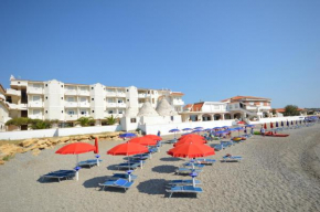 Отель Hotel Residence Il Gabbiano  Чиро Марина